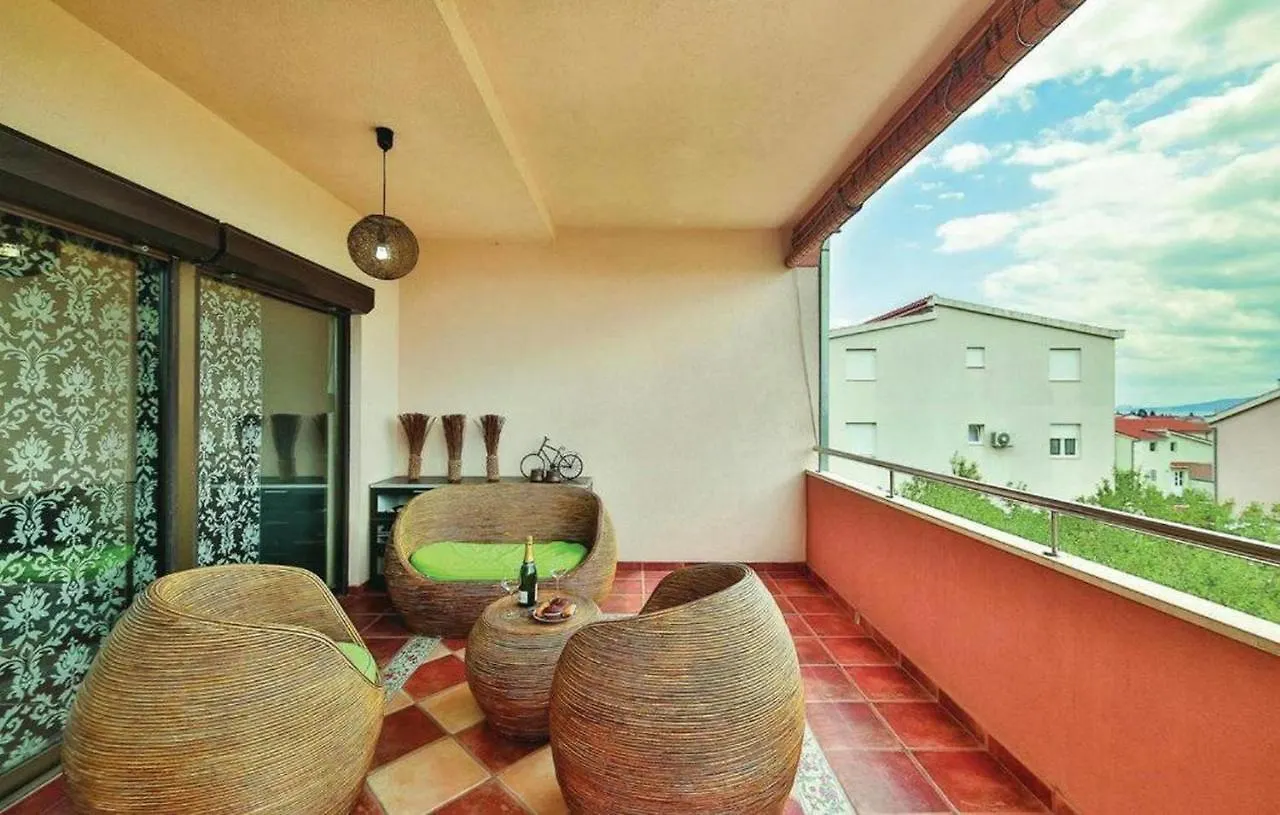 Villa Helios Kastela Croatia