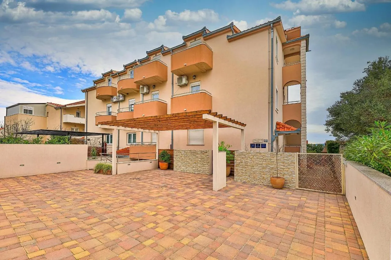 Villa Helios Kastela